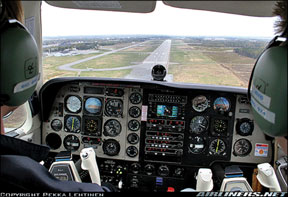 Beech A36 Cockpit
