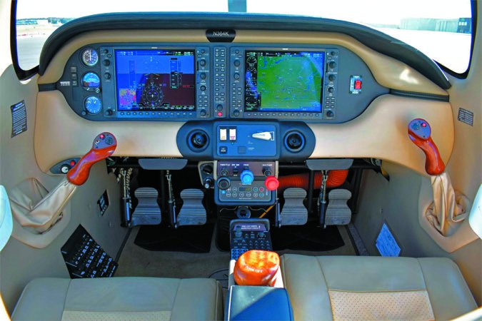 3 Columbia 350 cockpit
