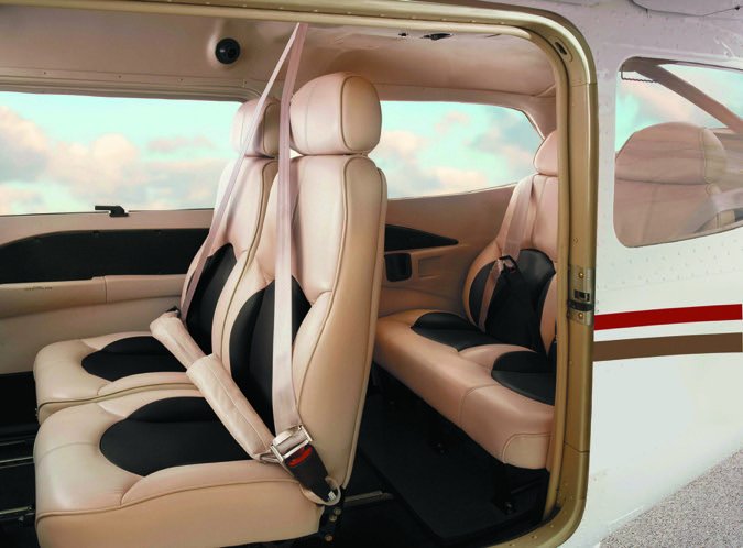 5 Cessna_Skylane seats_4